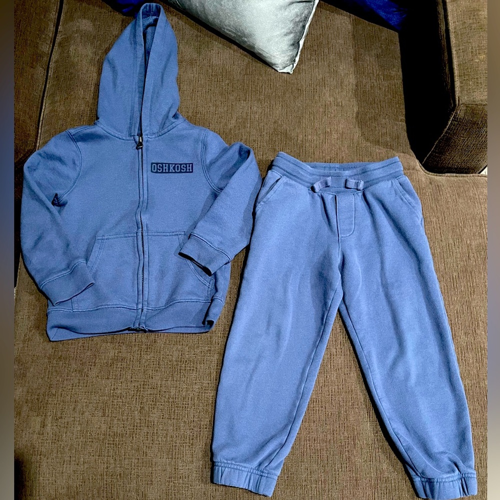 Oshkosh B’gosh Fun & Durable 5T Toddler Blue Hoodie and Sweatpants Set